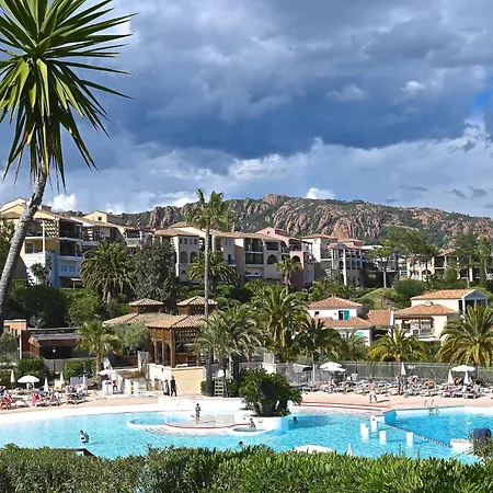 Le Village - C4 010 By Interhome Saint-Raphaël
