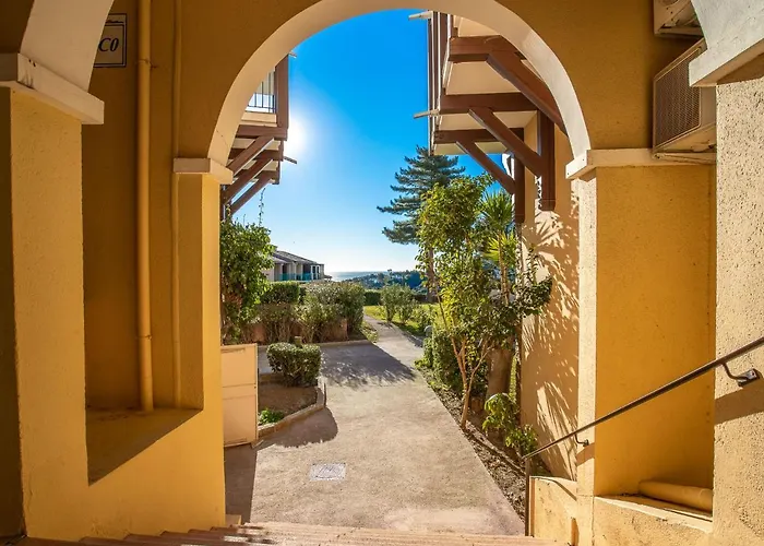 Le Village - C4 010 By Interhome * Saint-Raphaël