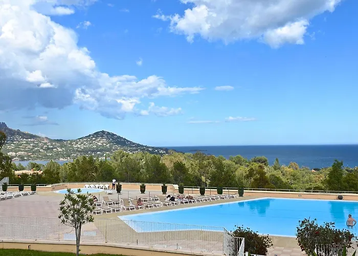 Le Village - C4 010 By Interhome