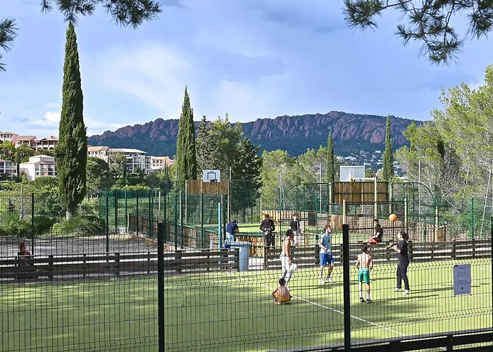 Le Village - C4 010 By Interhome * Saint-Raphaël